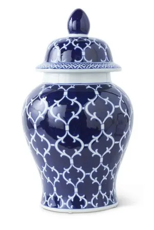 18" Blue & White Quatrefoil Lidded Ceramic Ginge