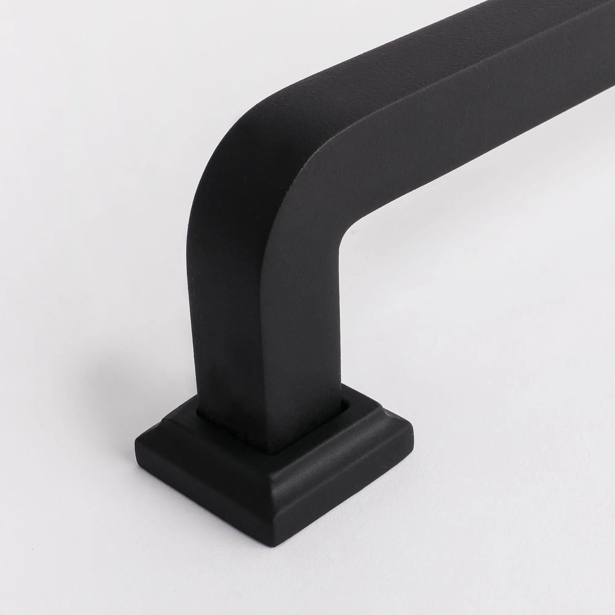 Bronte Appliance Pull - Blackest Black