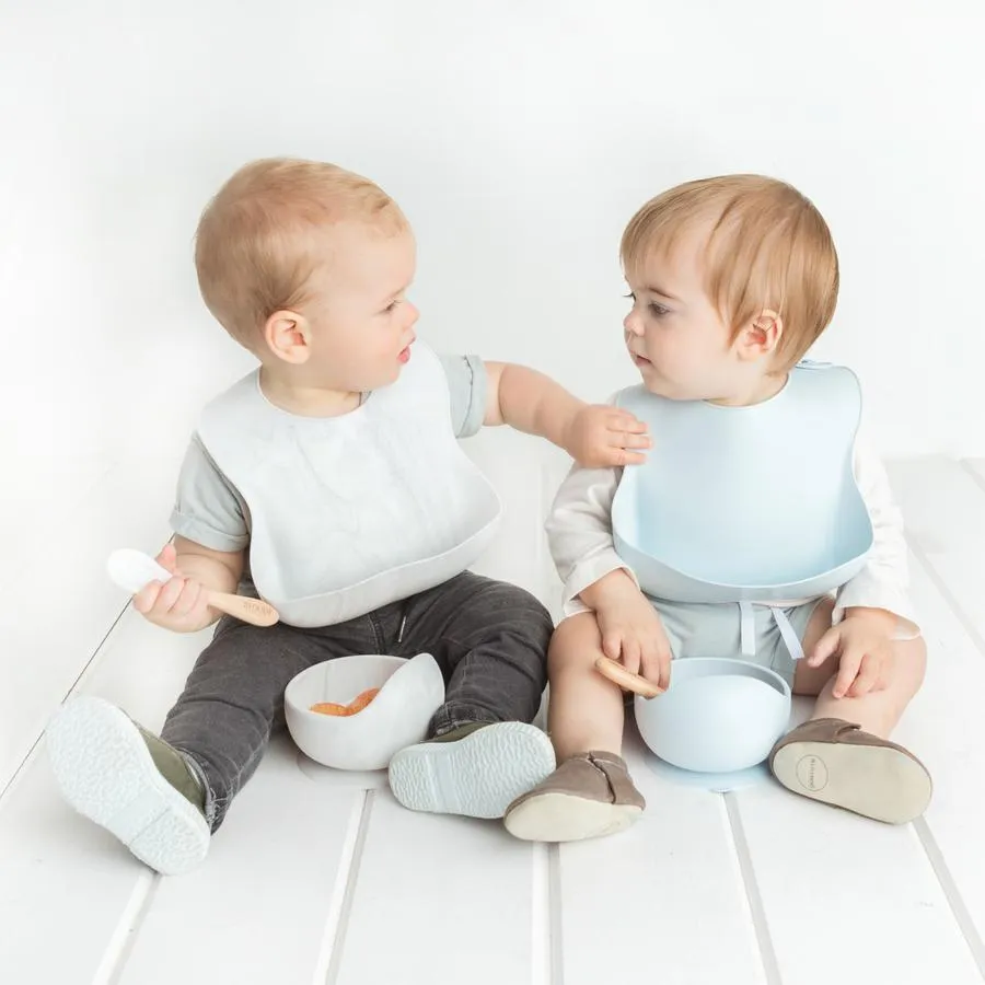 Glitter & Spice Silicone Food Bib - Ice Blue