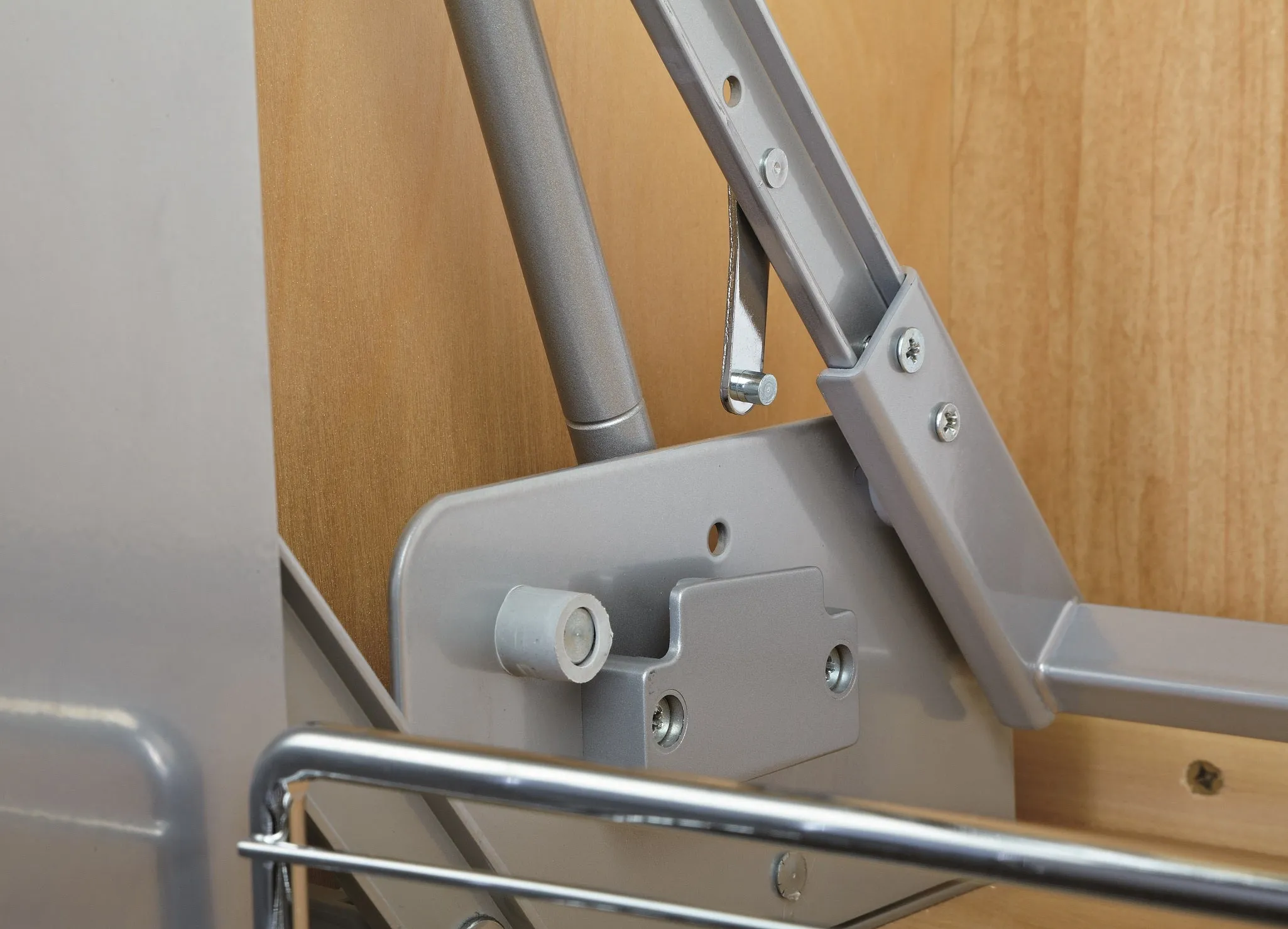 Rev-A-Shelf 24" Chrome Pull Down Shelf 5PD-24CRN