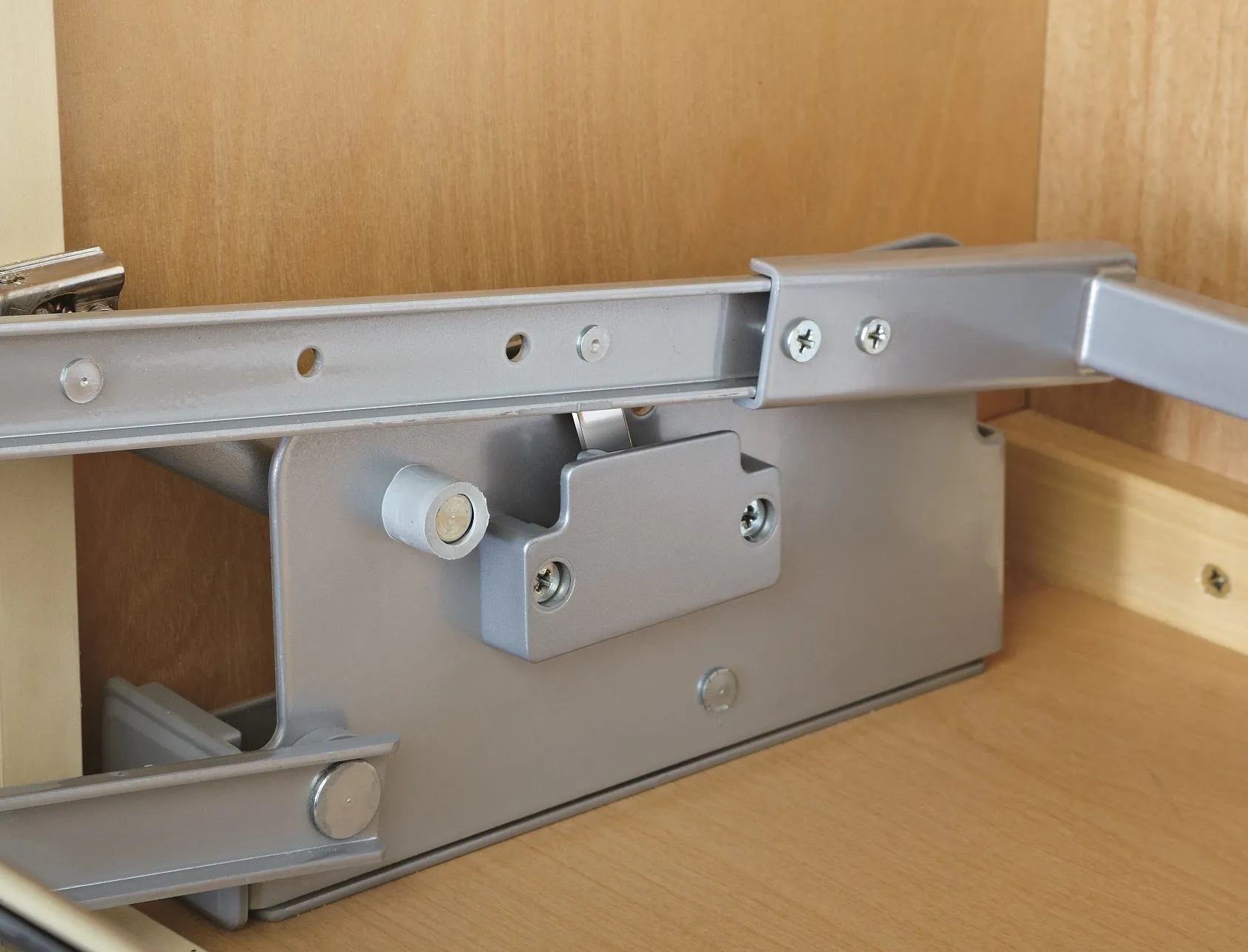 Rev-A-Shelf 24" Chrome Pull Down Shelf 5PD-24CRN