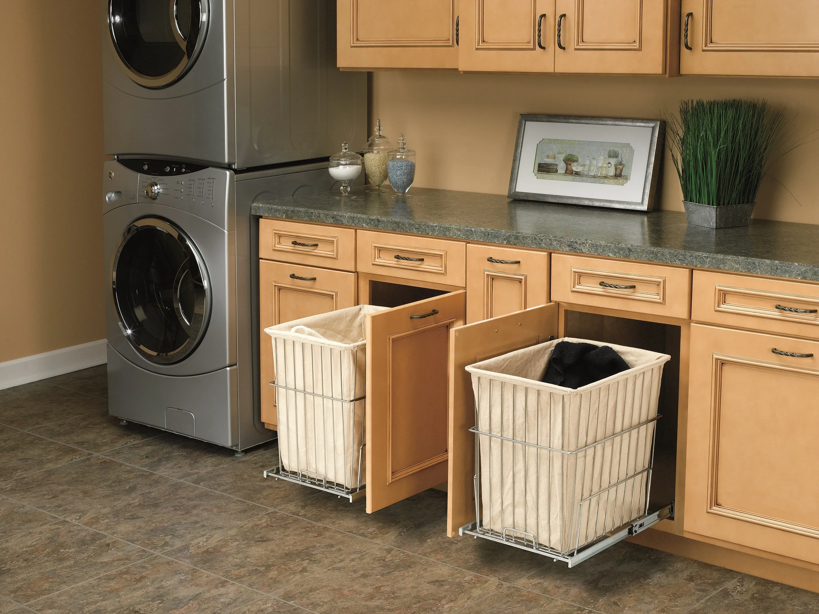 Rev-A-Shelf Pullout Wire Hamper HRV-1520 S CR